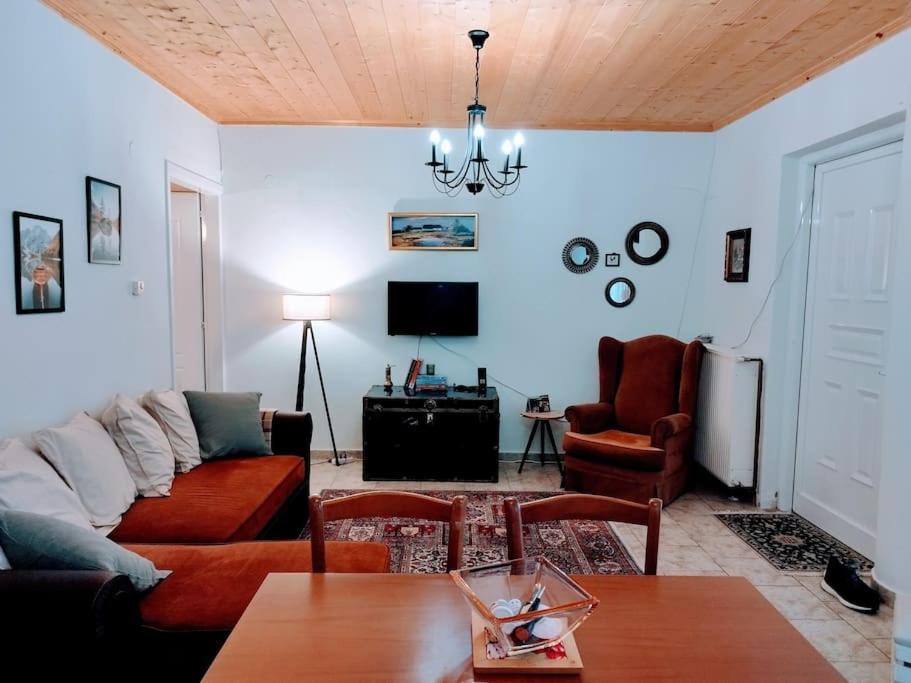 Cozy Cottage For 4 Lavdhas Экстерьер фото